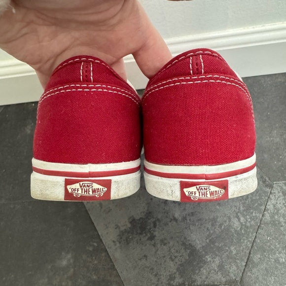 Vans Classic off the wall Pro Low Top Skate Shoes Canvas Red Women’s - Picture 7 of 13